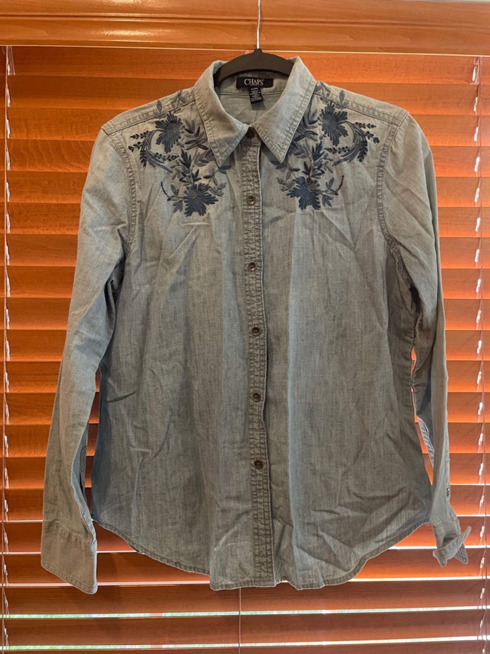 Chaps Light Blue Denim Shirt with Navy Floral Embroidery petite 0/0 (OL2)